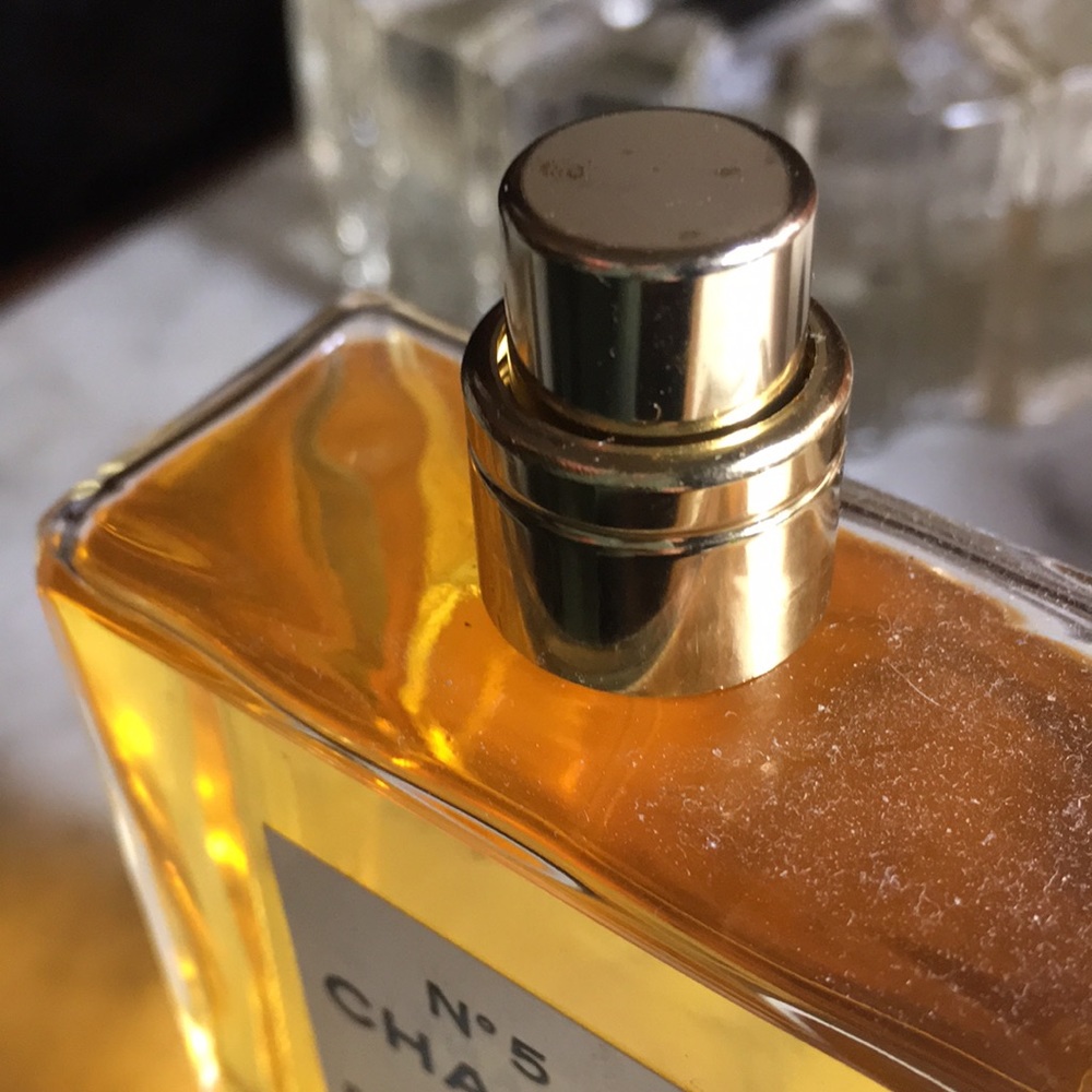 Chanel #5 - Picture 4 of 5